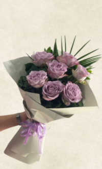 Bodrum Çiçek Market 7 İthal lila gül buketi