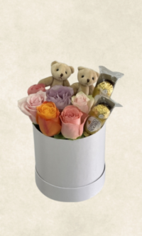 Bodrum Çiçek Market kutuda mix İthal güller Çikolata ve ayıcık