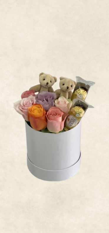 kutuda mix İthal güller Çikolata ve ayıcık kutuda mix İthal güller Çikolata ve ayıcık