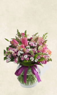 vazoda İthal güller ve kır Çiçekleri