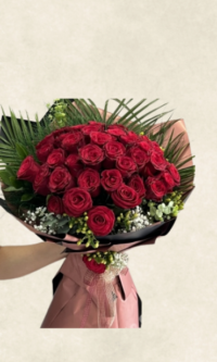 41 İthal kırmızı gül buketi