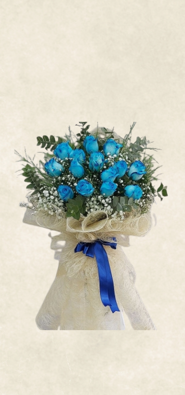 14 mavi gül buketi 14 mavi gül buketi