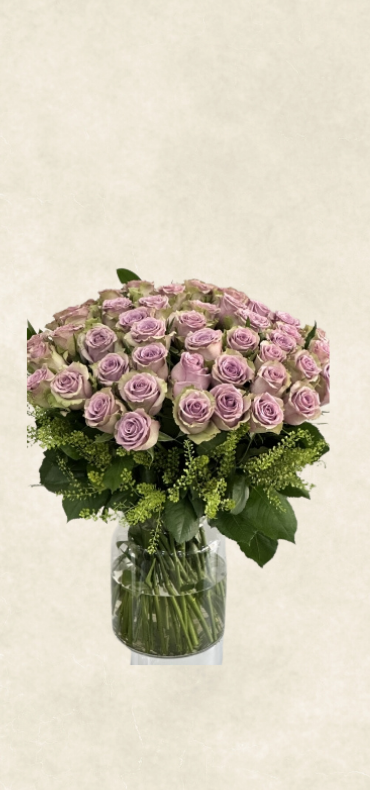 grand vazoda 50 İthal lila gül grand vazoda 50 İthal lila gül