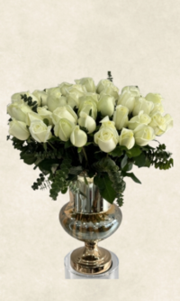 gold kadehte 40 beyaz Çiçek