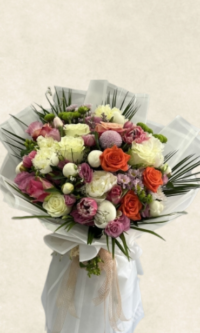 lüks beyaz Şakayık gül buketi