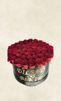 İsimli kutuda 60 gül