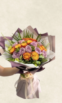 lila turuncu gül buketi
