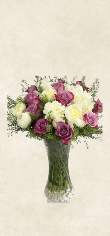 vazoda beyaz Şakayık mor gül vazoda beyaz Şakayık mor gül